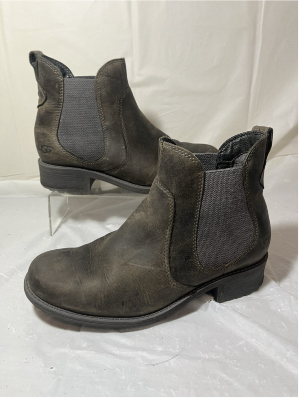 UGG Australia Bonham II Chelsea Boot Waterproof Leather size Women's 6.5 - Picture 13 of 16